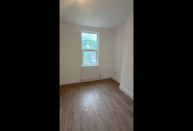 Stunning Newly Refurb.3 Bedroom Property Harringey Main Photo