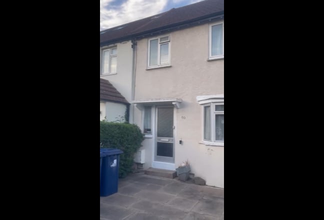   Nice Double Room, East Acton, Bills Incl-Zone 2 Main Photo