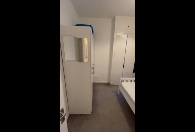 Twin Bedroom in Zone 2 Main Photo