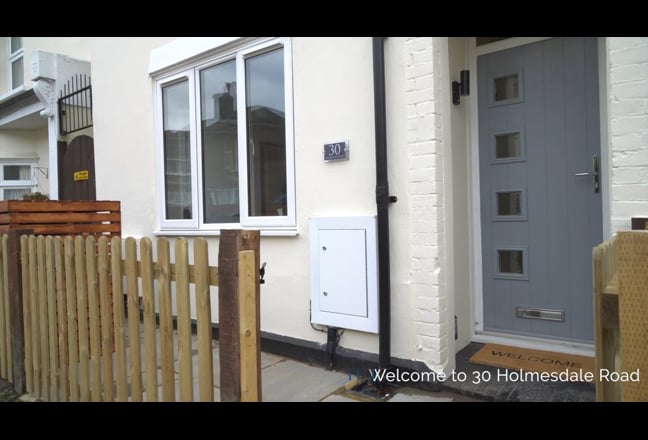 🌟Ensuite Room in Calm, Well-Managed Home🌟 Main Photo