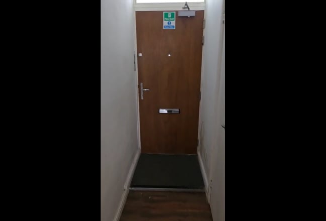Rooms To Let all Bills Included Main Photo
