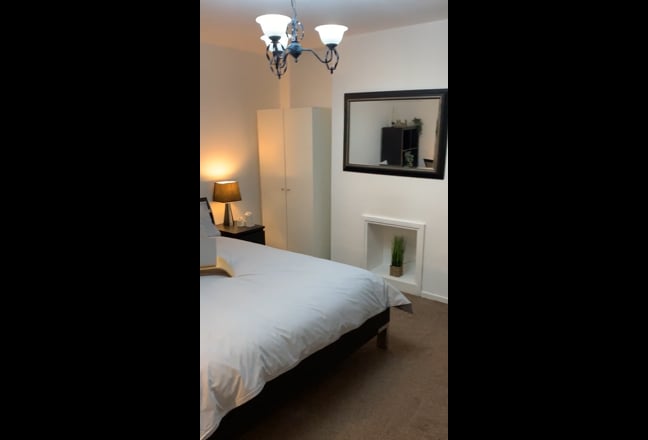 **Couple**Great Location**Hospital 12 Mins Main Photo