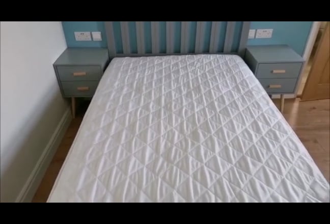 Large En-suite room in Hounslow Central Main Photo
