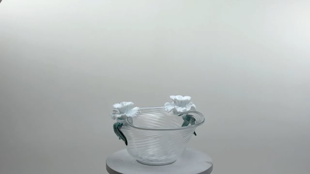 Bowl com Flores Brancas