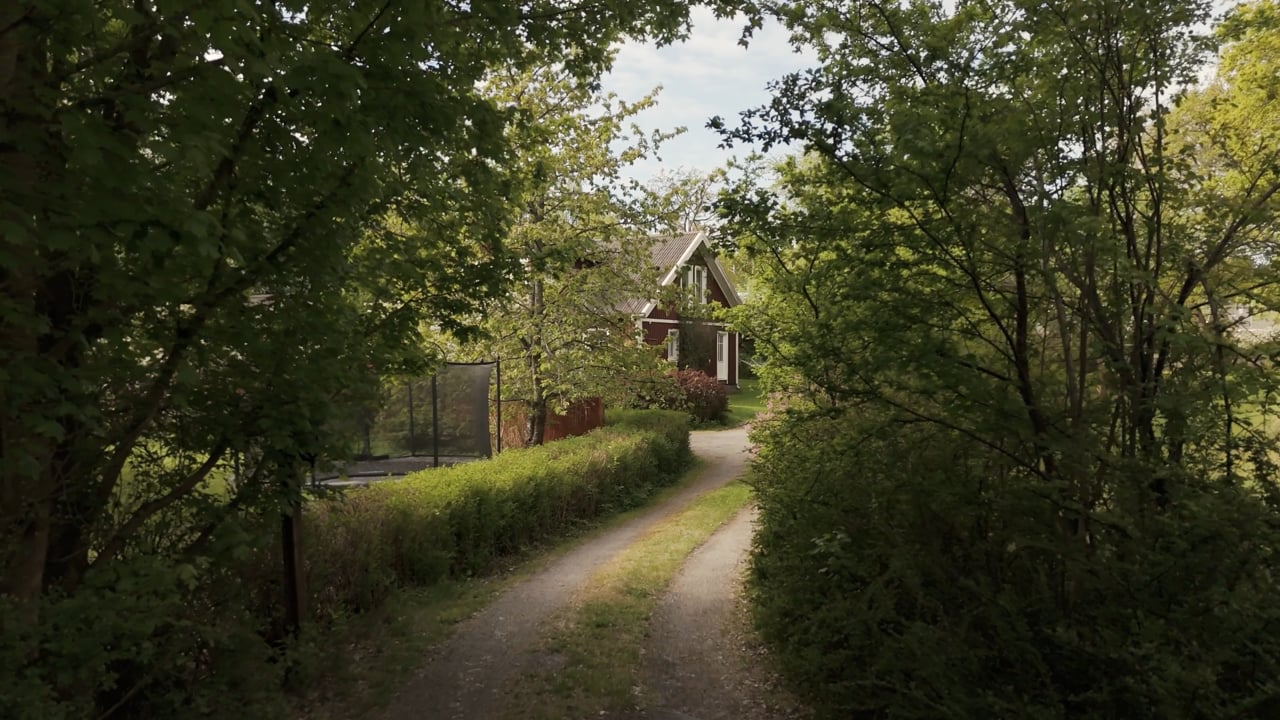 7 rum Villa på Hermelinsvägen 15 Boo Gård Nacka kommun - video