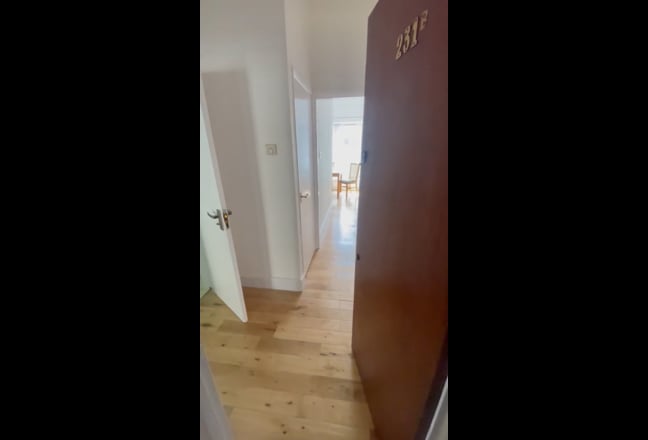 2 bedroom flat x 2 near All saints DLR Main Photo