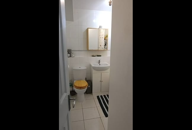 Vegan/veggie double Room in West Norwood  Main Photo