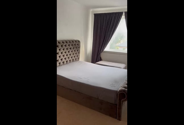 Double Room, Great Location Main Photo