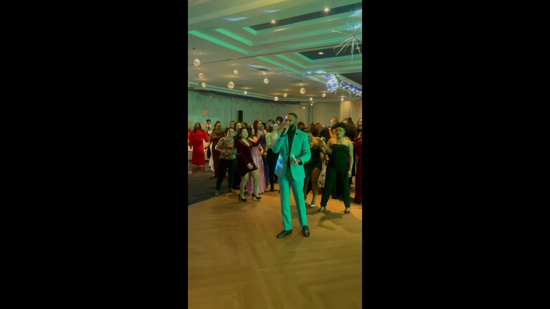 Promotional video thumbnail 2 for Mc Bond Live