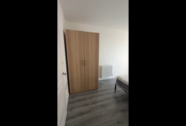 Double Room + Private Bath ✨ Main Photo