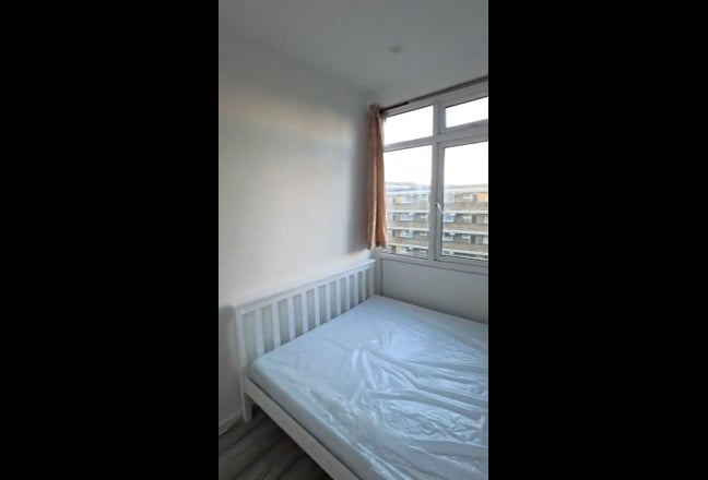 East London – E3 🏠 Bow / Queen Mary Uni Zone 2 Main Photo