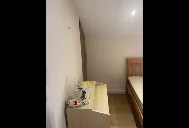Large double room in friendly house in Chorlton Main Photo