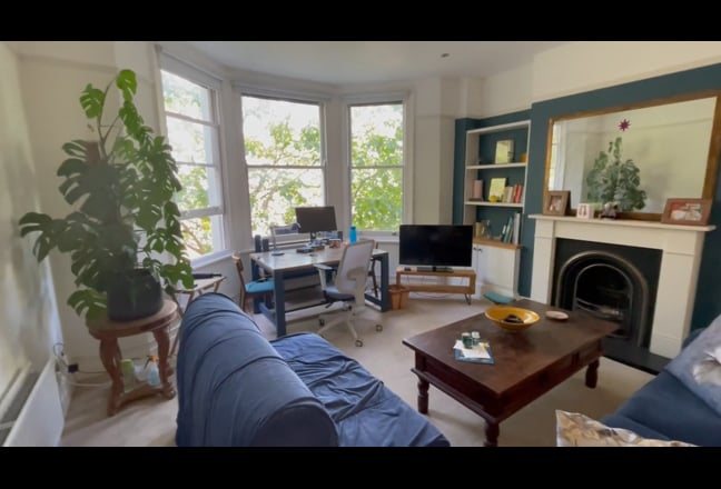 Bright, Quiet Double Room - Abbeville Village  Main Photo