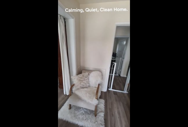 Peaceful, Fully Furnished Room n Serene Home Main Photo
