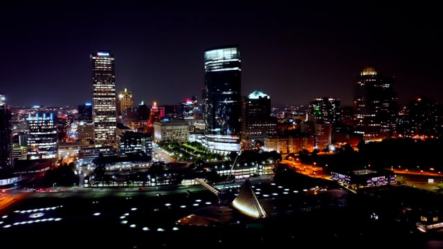 Milwaukee Nightscape video thumbnail