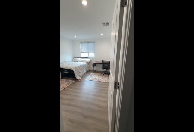 USC area Private Room and Private Bath for rent Main Photo