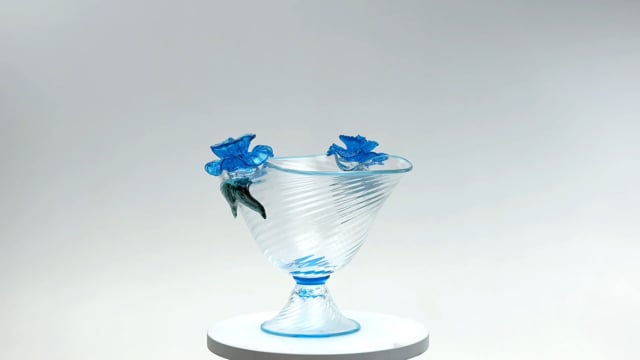 Bowl com Pé e Rosas Azuis