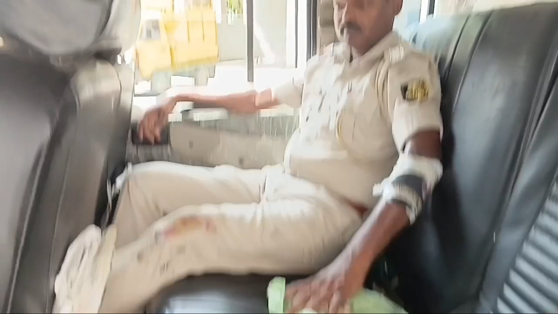 बाइक दुर्घटना में सिरदला थाना के एएसआई जख्मी प्राथमिक उपचार के बाद रेफर