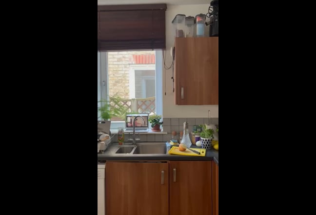 En Suite Room Available in a Fantastic Flat! Main Photo