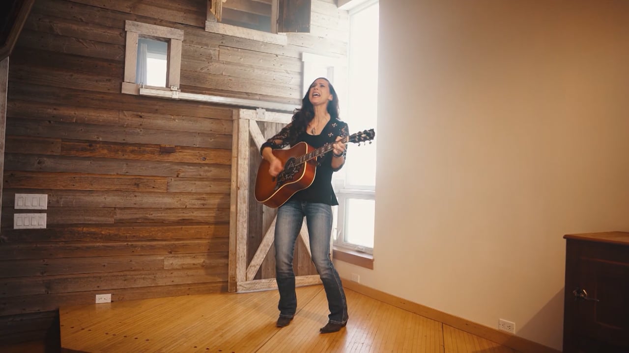 Watch Amanda Hagel "Built That Way" on our Free Roku Channel