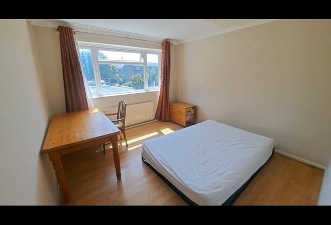 Double Room available in Leytonstone Townhouse Main Photo