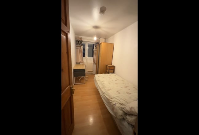 2 rooms available  Main Photo