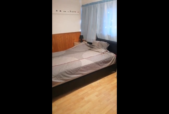 Double Room near Stratford Center Main Photo
