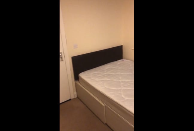 Hillingdon Large Refurbed Double Ensuite bedroom  Main Photo