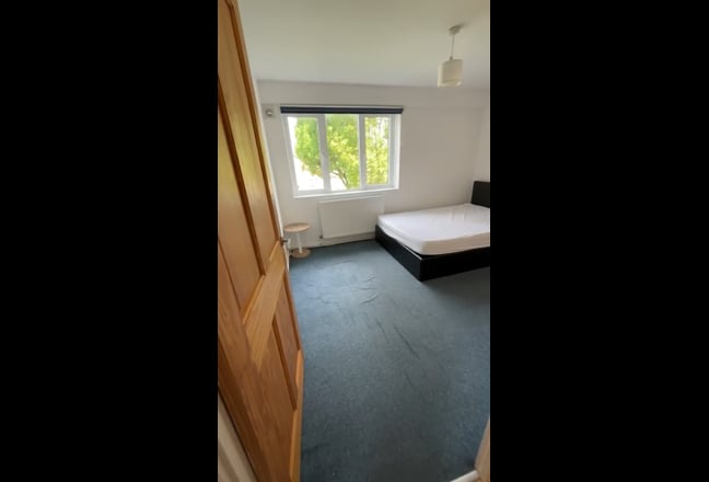 Furnished room in all-females flat |
783E PCM 😇 Main Photo