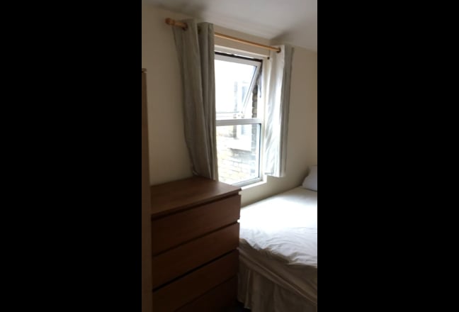 Student let. En-Suite , Close to Uni Main Photo