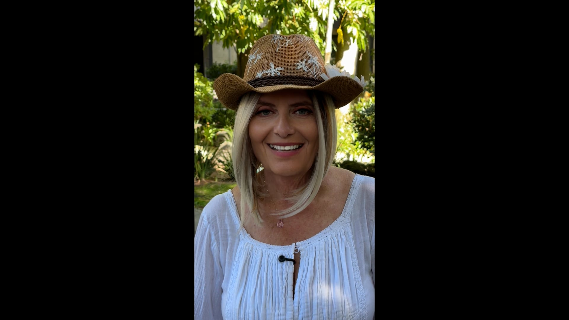 Promotional video thumbnail 1 for Katherine Violet Tarot