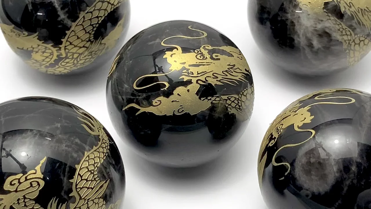金色！龍（ドラゴン・青龍）の彫刻入り！モリオン（黒水晶） スフィア
