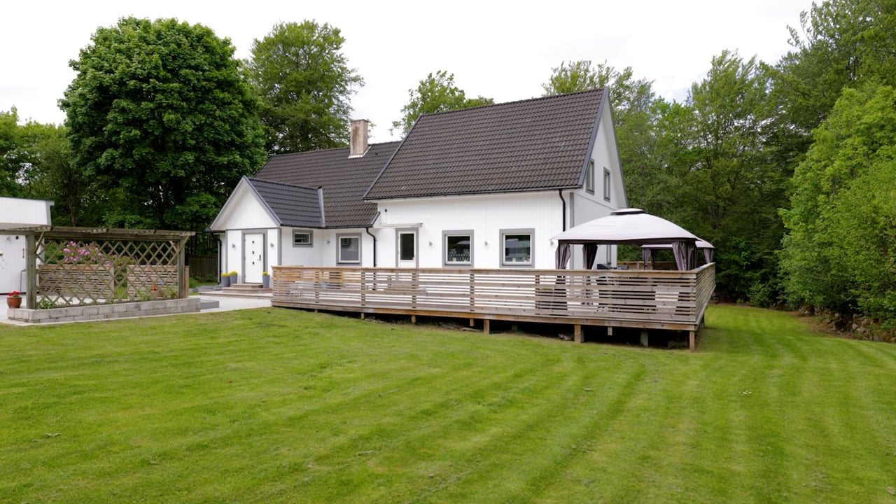 4 rum Villa på Smörby 1556 Hästveda Hässleholms kommun - video