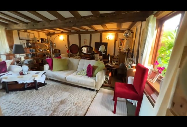 Share of a cozy cottage in idyllic location Main Photo
