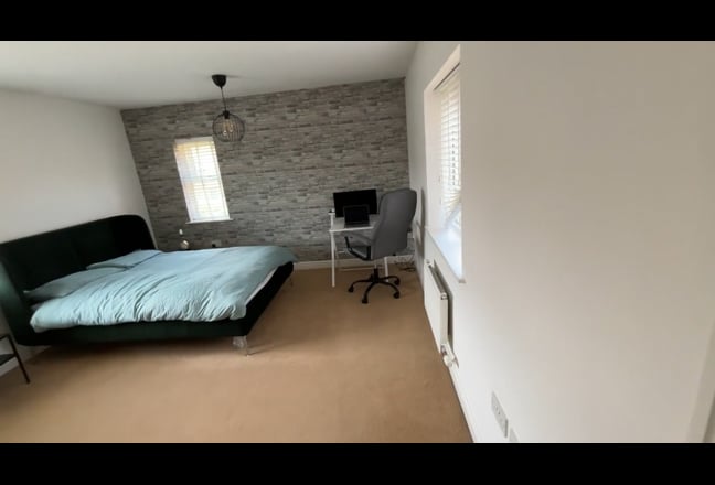 🌟 Premium Ensuite Room in  Modern Home  Main Photo