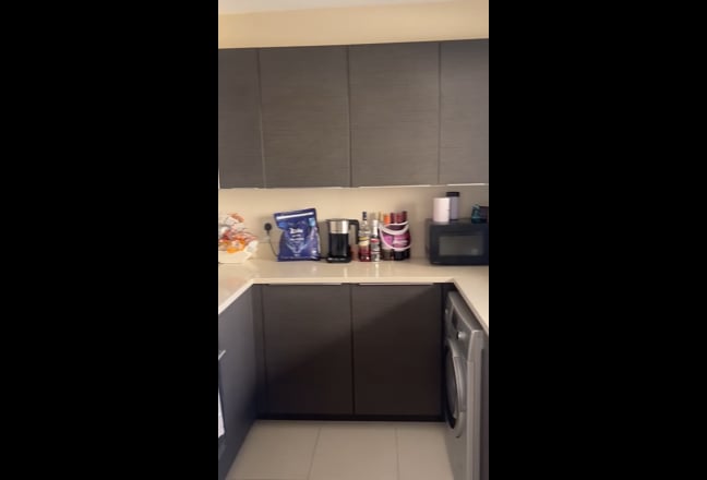 1 room in 2 bed in Notting Hill Main Photo