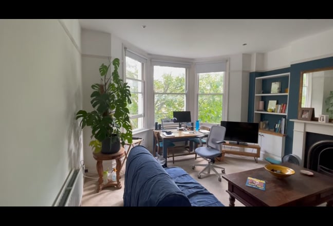 Bright, Quiet Double Room - Abbeville Village  Main Photo