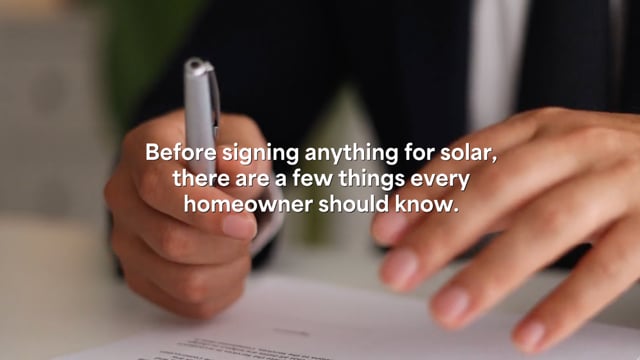 What homeowners should know before signing a solar contract