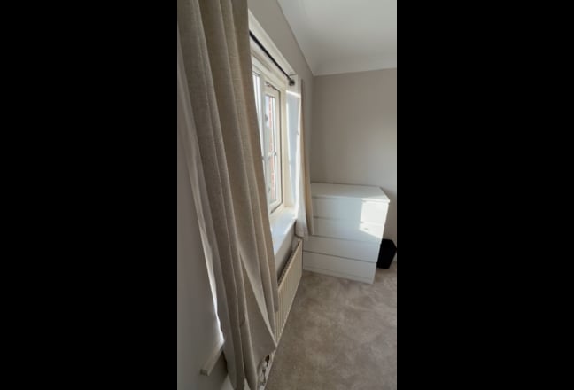 Newly Refurbished House - Double Room available Main Photo