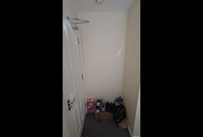 Big Double room near de Havilland Main Photo