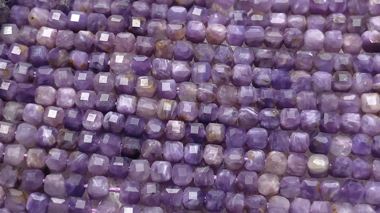 チャロアイト AA++ キューブカット2×2×2mm 半連/1連(約38cm
