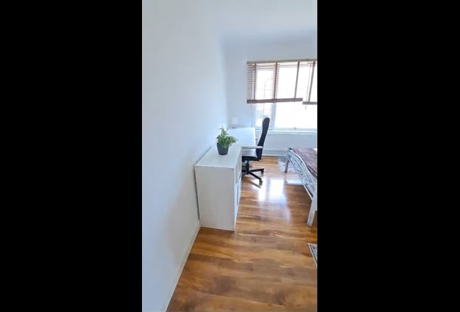 🌟 Lovely Ensuite Room – All Saints 📍July Main Photo