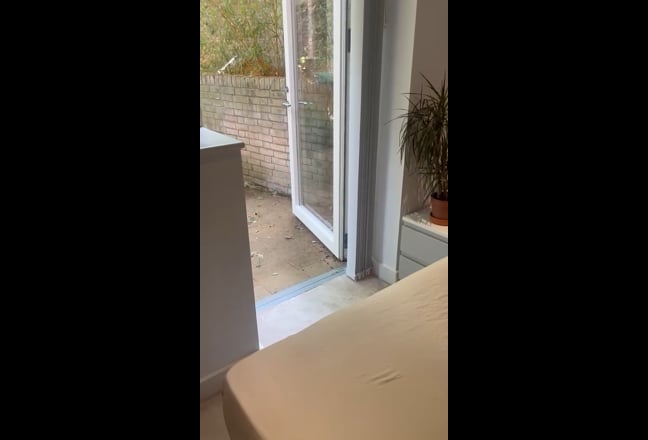 Video 1: Kitchen & living room 