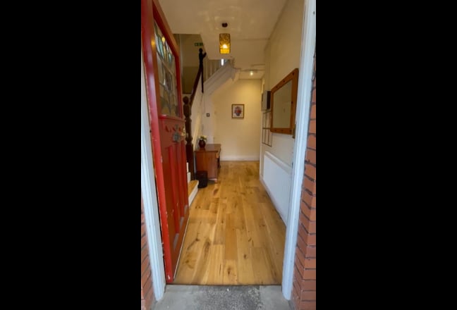 Big ensuit room near Finchley central Main Photo