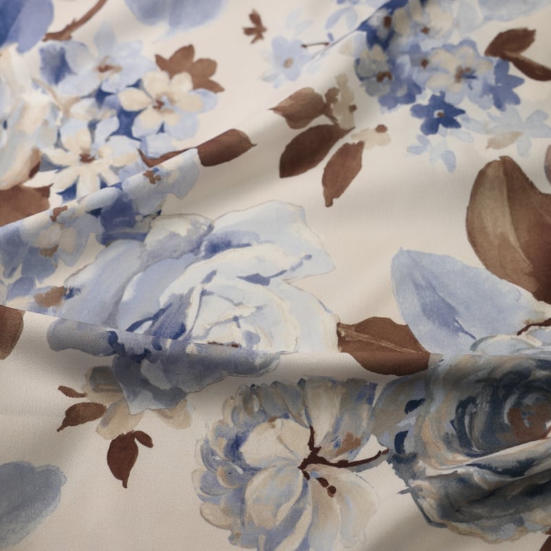Vidéo: Crêpe imprimé - Roses bleues aquarelle