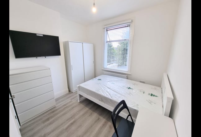 STUNNING Ensuite Double Room in Abbey Wood. Main Photo
