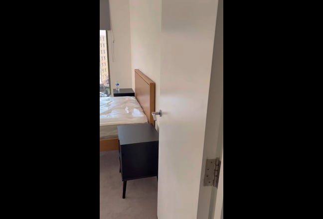 E6 - Double room with bathroom available  Main Photo