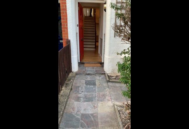 Amazing House & Lovely Double Room STN & DLR 5mins Main Photo