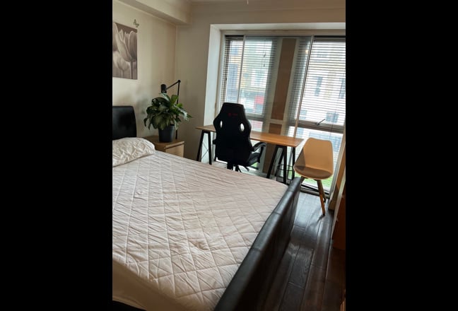 Double bedroom in N1 Flat Main Photo