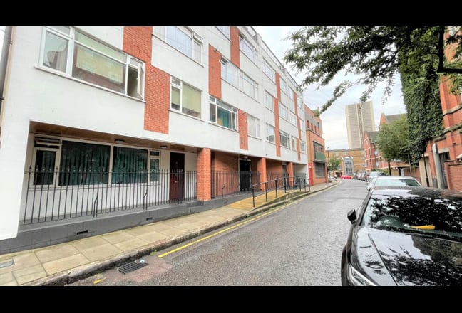 4 bed flat, Shadwell E1 Main Photo